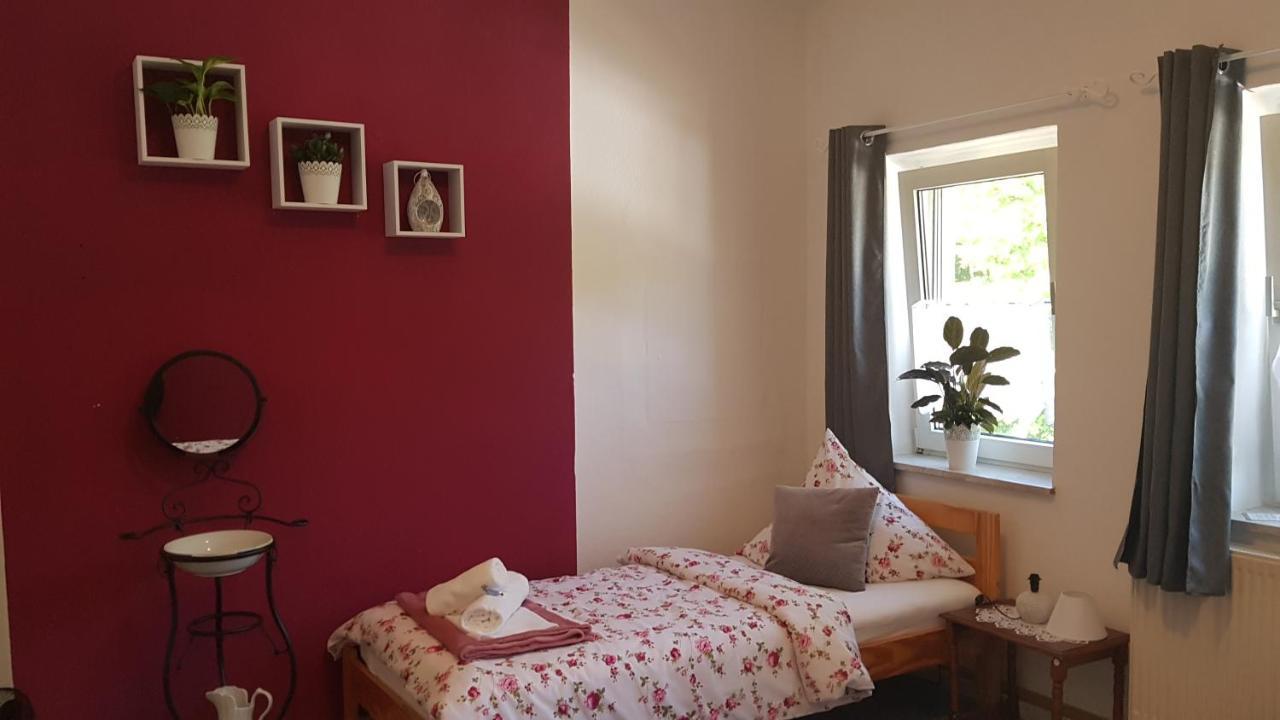 Gasthaus Alter Bahnhof Otel Metzdorf Dış mekan fotoğraf