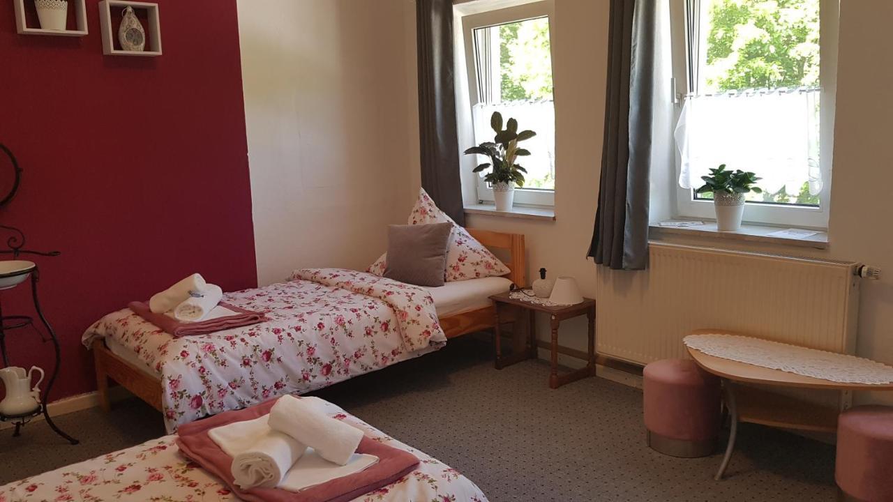 Gasthaus Alter Bahnhof Otel Metzdorf Dış mekan fotoğraf